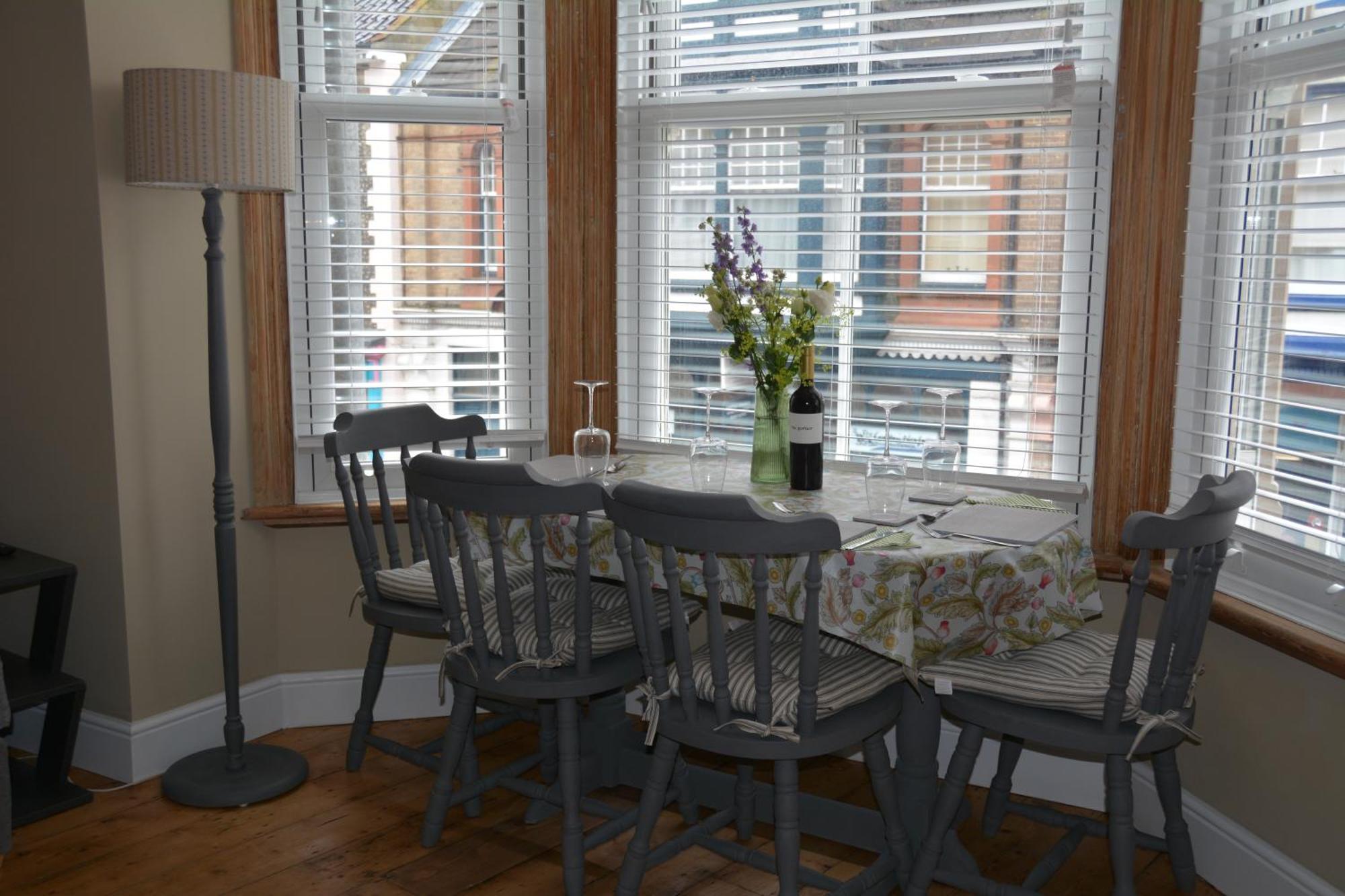קרומר The Fabulous Number Two Apartment A Cosy Coastal Getaway מראה חיצוני תמונה